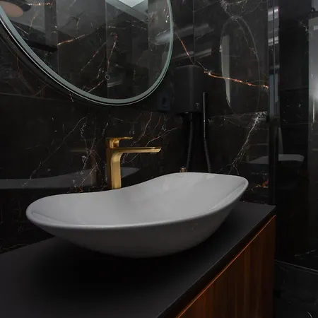 Luxury By Iva Penzion 3*